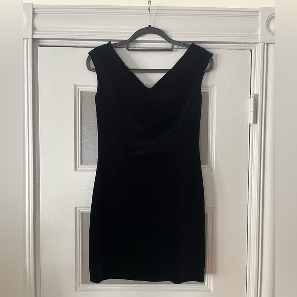 Vintage velvet minidress. - Picture 11 of 11
